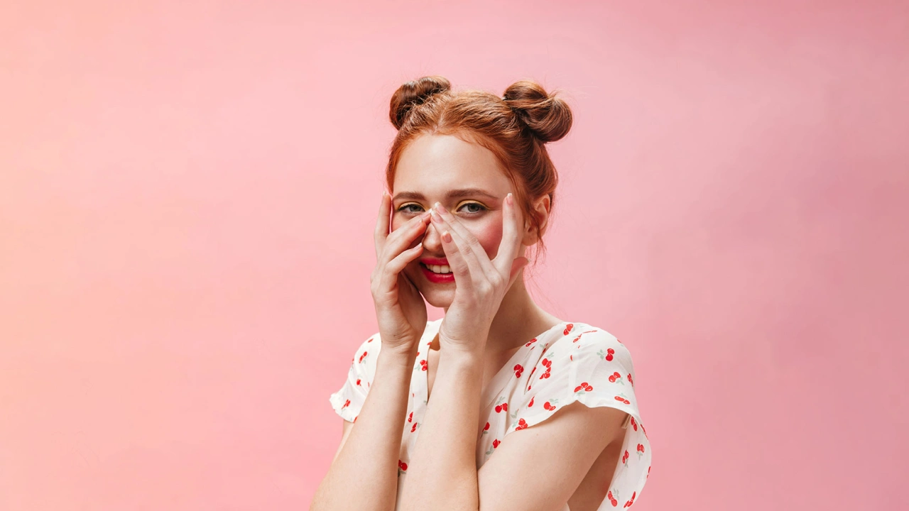 Seasonal Fashion Trends: What’s Hot This Year?